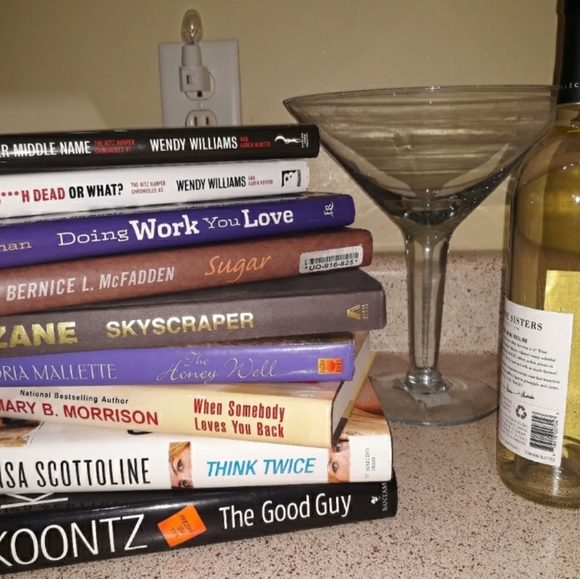 Books! Set of 2 (Ladies Night) - Picture 3 of 3